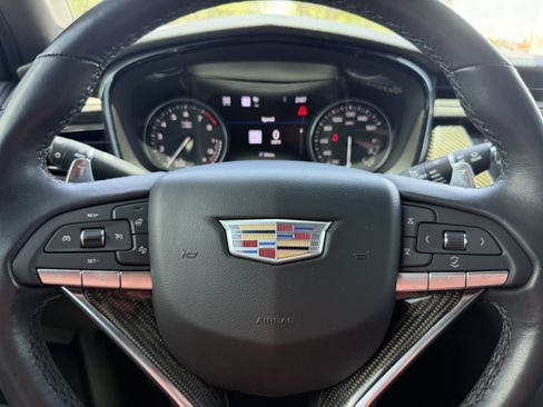 Used 2021 Cadillac XT6 Sport AWD/4WD image 31