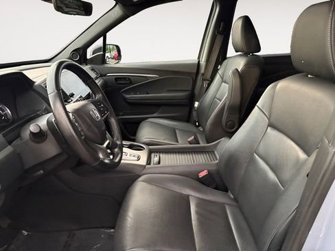 Used 2022 Honda Passport EX-L image 9
