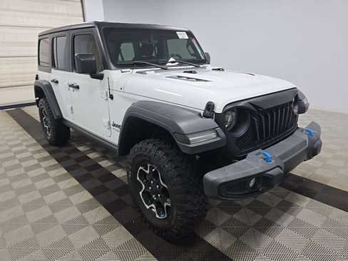 Used 2022 Jeep Wrangler Unlimited Rubicon 4xe w/ Cold Weather Group AWD/4WD image 3