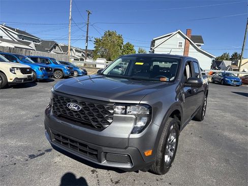 New 2025 Ford Maverick XLT image 10