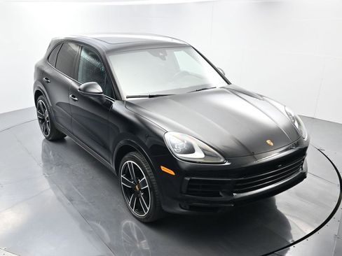 Certified 2023 Porsche Cayenne image 44