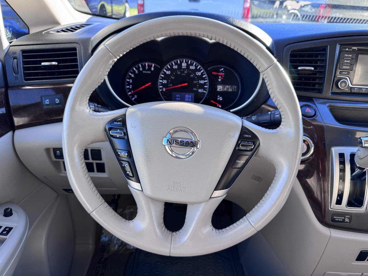 Used 2017 Nissan Quest SV FWD image 19