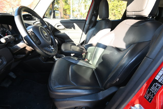 Used 2020 Jeep Renegade Limited AWD/4WD image 10
