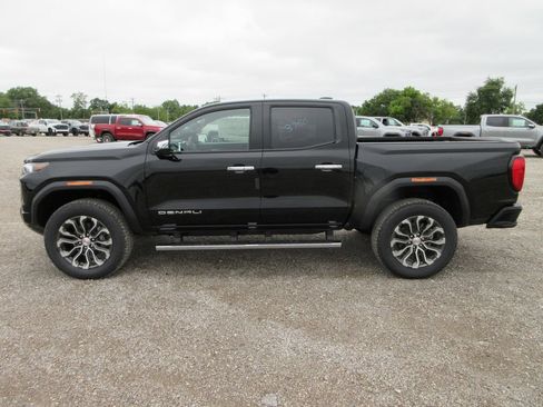 New 2026 GMC Canyon Denali AWD/4WD image 9