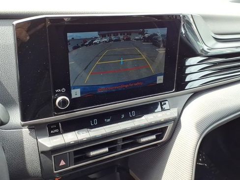 Used 2025 Toyota Camry SE FWD image 25