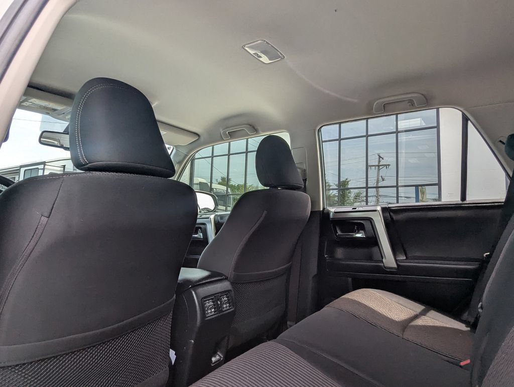 Used 2022 Toyota 4Runner Trail Special Edition AWD/4WD image 44