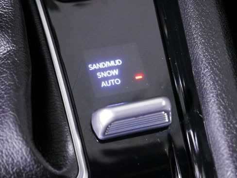 Certified 2024 Jeep Compass Latitude w/ Convenience Group AWD/4WD image 28