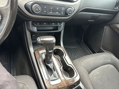 Used 2017 GMC Canyon SLE AWD/4WD image 15
