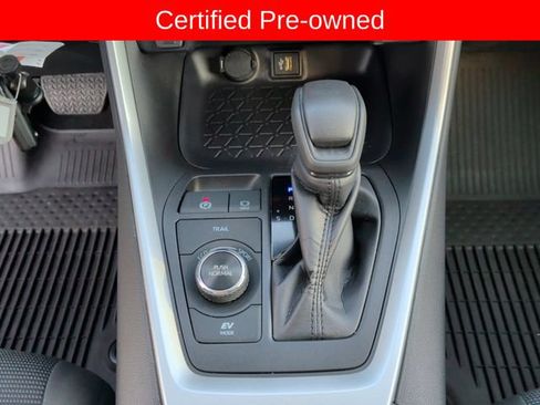 Certified 2025 Toyota RAV4 LE AWD/4WD image 19