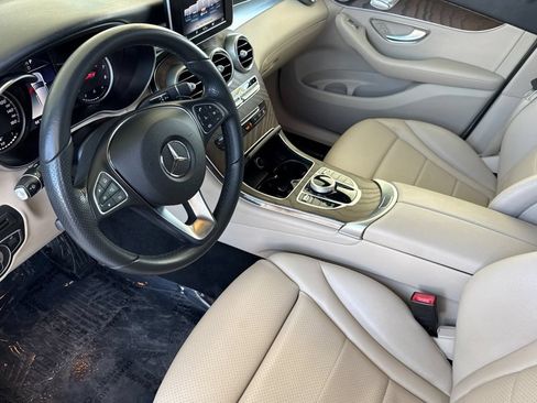 Used 2018 Mercedes-Benz GLC 300 image 12
