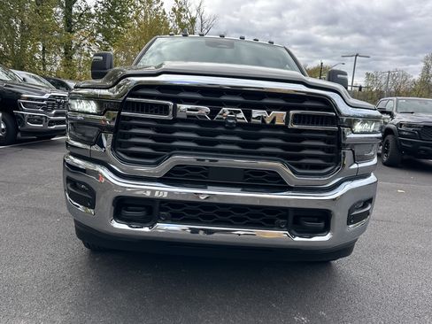 New 2026 RAM 3500 Tradesman image 19