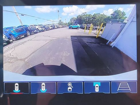 Used 2024 Chevrolet Corvette Z06 RWD image 16
