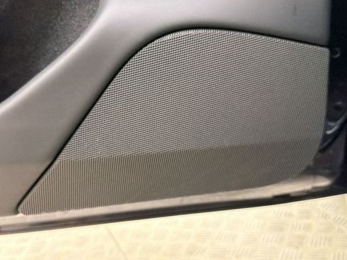 Used 2025 Tesla Model 3 Long Range RWD image 26