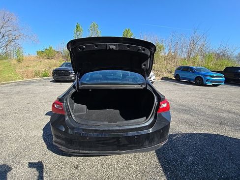 Used 2024 Chevrolet Malibu LT image 19