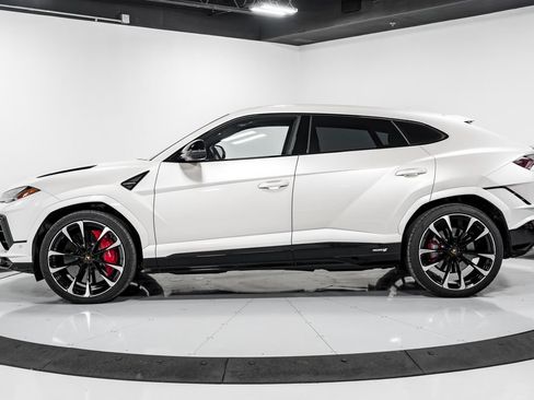 Used 2024 Lamborghini Urus S AWD/4WD image 6