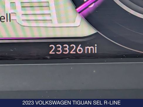 Certified 2023 Volkswagen Tiguan SEL R-Line AWD/4WD image 23