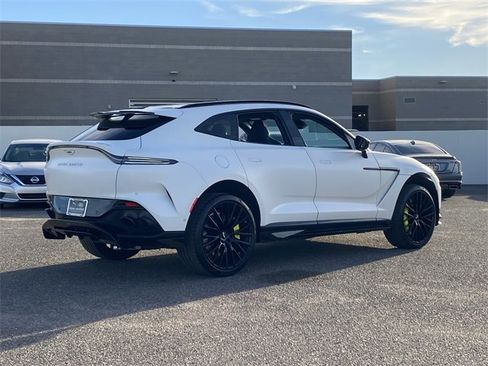 Used 2023 Aston Martin DBX 707 image 27