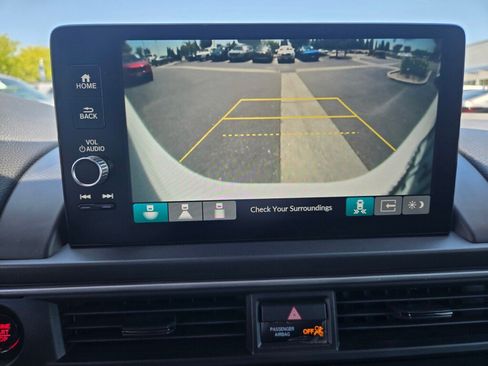 Certified 2025 Honda Pilot Touring image 13
