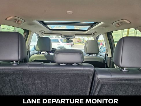 Used 2025 Nissan Rogue SL w/ Tech Package image 14