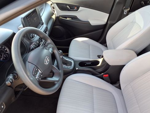 Used 2023 Hyundai Kona SEL image 16