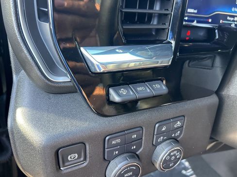 Used 2025 Chevrolet Silverado 3500 High Country w/ High Country Premium Package image 39