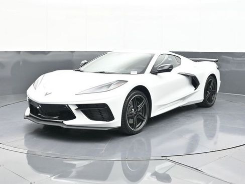 New 2026 Chevrolet Corvette Stingray Preferred Cpe w/ Z51 Performance Package RWD image 3