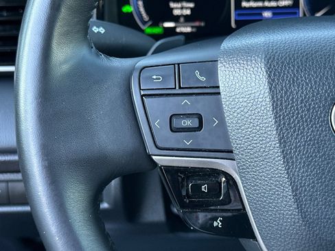 Used 2025 Toyota Camry XSE FWD image 30