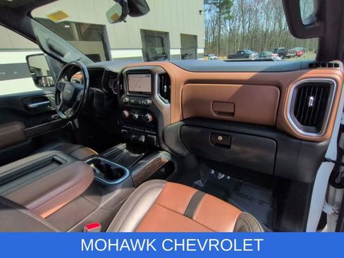 Used 2020 Chevrolet Silverado 2500 High Country w/ Z71 Off-Road Package image 31