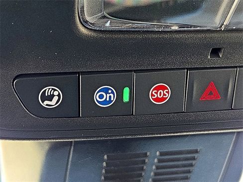 New 2026 Chevrolet Equinox ACTIV w/ Convenience Package III image 22