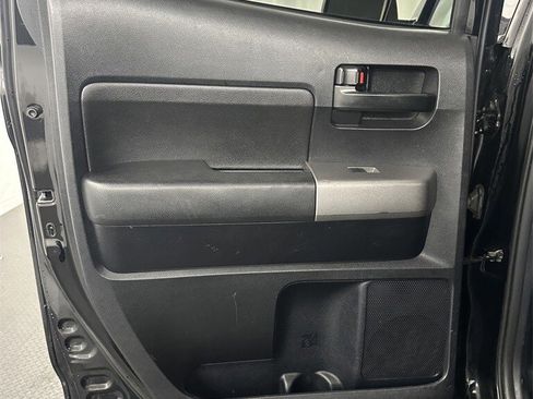 Used 2010 Toyota Tundra 4x4 Double Cab image 23