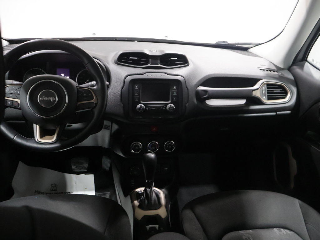 Used 2016 Jeep Renegade Latitude AWD/4WD image 16