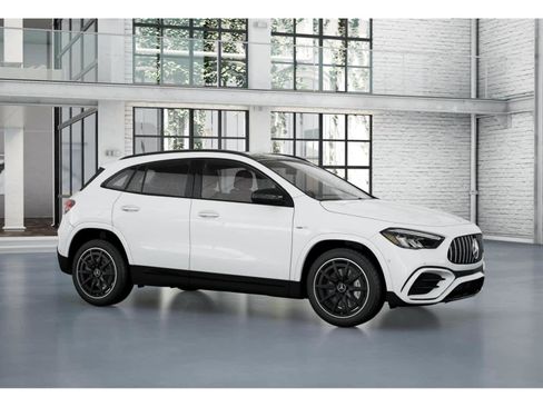 New 2025 Mercedes-Benz GLA 35 AMG 4MATIC image 13