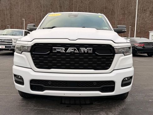 Used 2025 RAM 1500 Big Horn AWD/4WD image 8