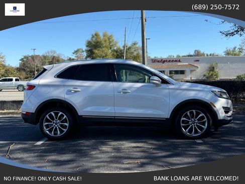 Used 2017 Lincoln MKC Select w/ Select Plus Package image 4