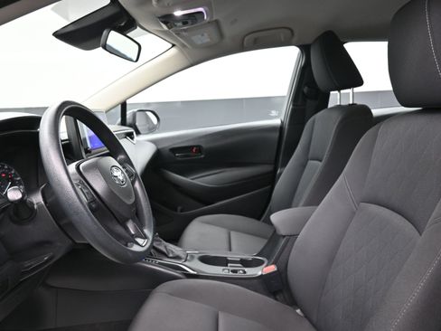 Used 2023 Toyota Corolla LE image 20
