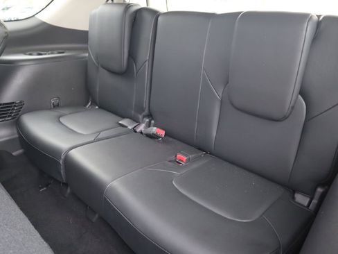 Used 2024 Nissan Armada SL w/ Cargo Package image 10