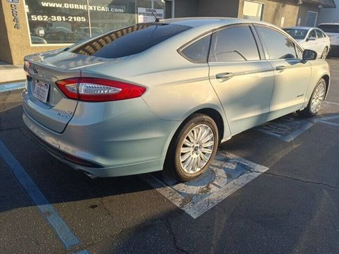 Used 2013 Ford Fusion SE image 4