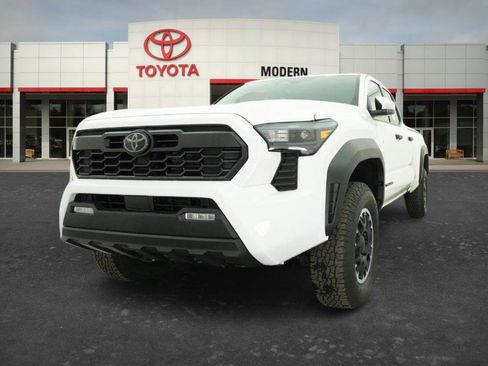 New 2026 Toyota Tacoma TRD Off-Road AWD/4WD image 3