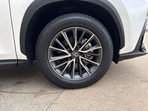 Used 2025 Lexus NX 350 AWD w/ Accessory Package (Z2) image 11