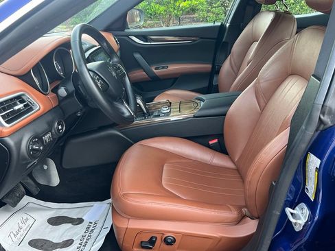 Used 2019 Maserati Ghibli S Q4 AWD/4WD image 10