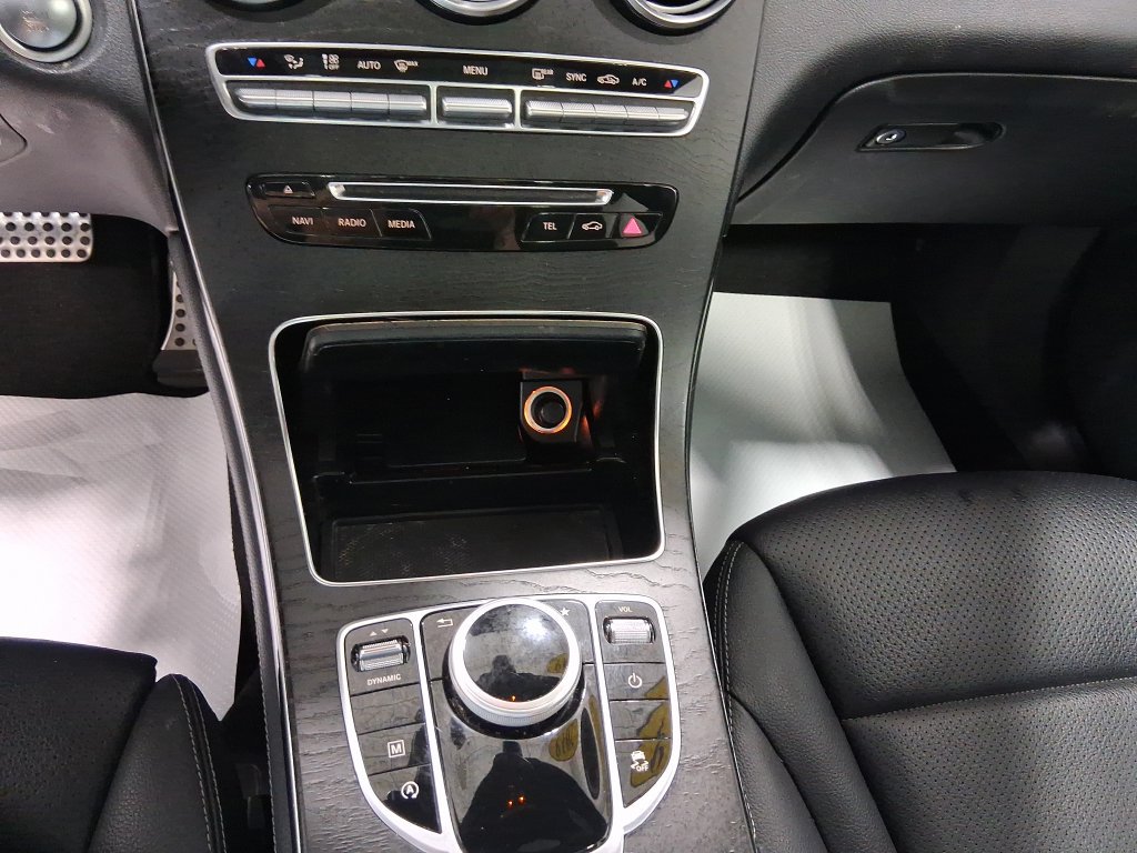 Used 2019 Mercedes-Benz GLC 300 image 20