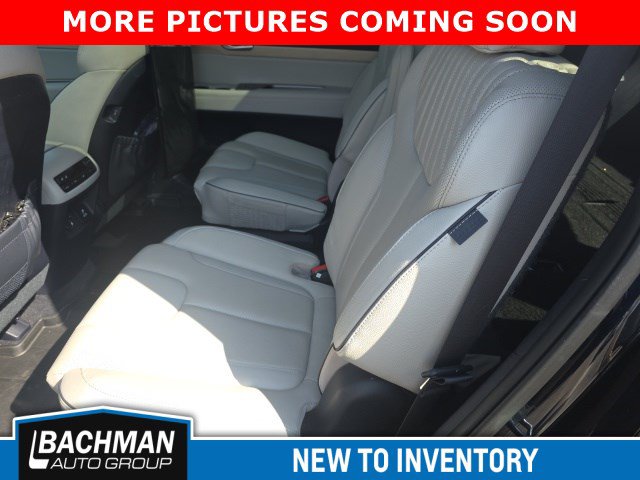 Used 2023 Hyundai Palisade Limited w/ Cargo Package AWD/4WD image 5