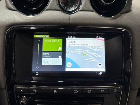 Used 2016 Jaguar XJ R-Sport RWD image 72