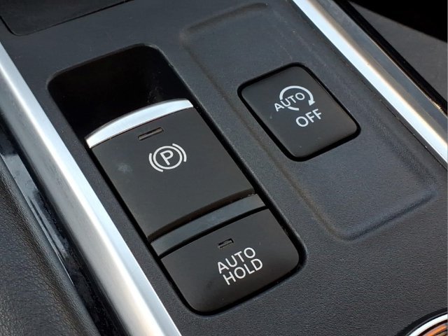 Used 2024 Nissan Pathfinder SV w/ Black Appearance Package AWD/4WD image 19