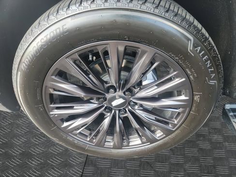 Used 2025 Cadillac Escalade Sport w/ LPO, ONYX Package image 14