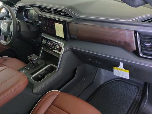 New 2026 GMC Sierra 1500 Denali Ultimate AWD/4WD image 16