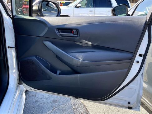 Used 2023 Toyota Corolla LE image 22