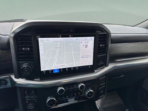 Used 2025 Ford F150 Lariat w/ Equipment Group 501A Mid image 14