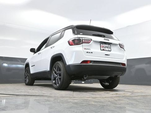 New 2026 Jeep Compass Limited AWD/4WD image 44