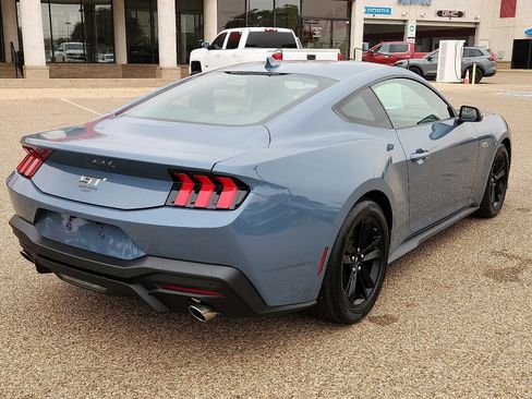 Used 2025 Ford Mustang GT image 4